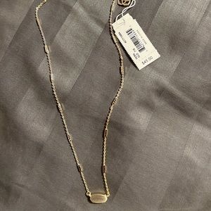 Kendra Scott necklace
